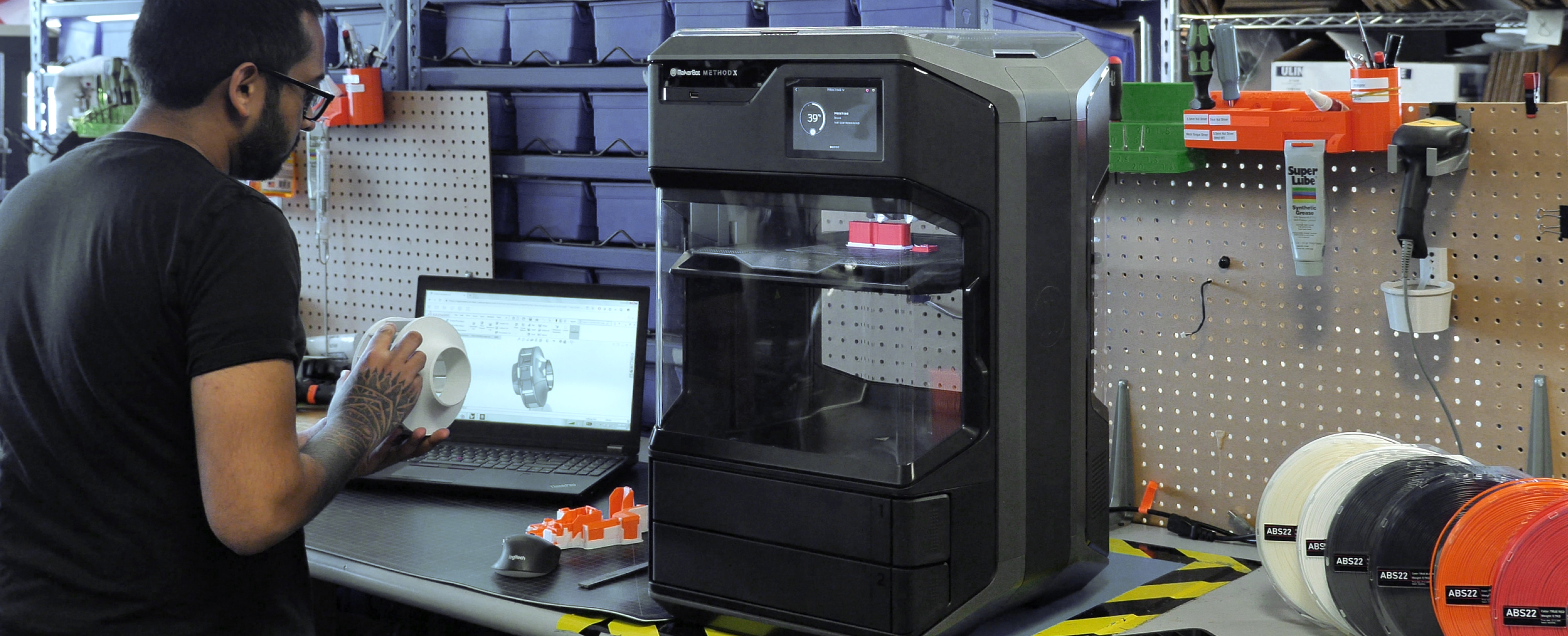 MakerBot METHOD X
Professional+ 3D Printer