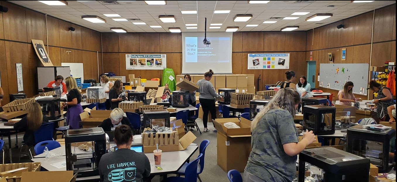 Calcasieu Parish School Board offers its teachers ongoing technical and 3D printing curriculum support through a series of in-person trainings, webinars, and more. 